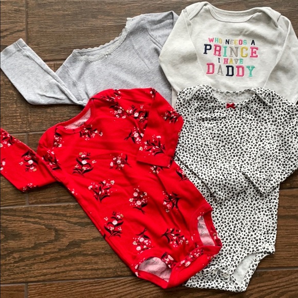Carter's Other - 🎀Carter’s 4 long sleeve, onesie tops bundle🎀